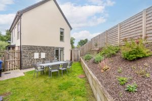 Photo 7- click for photo gallery